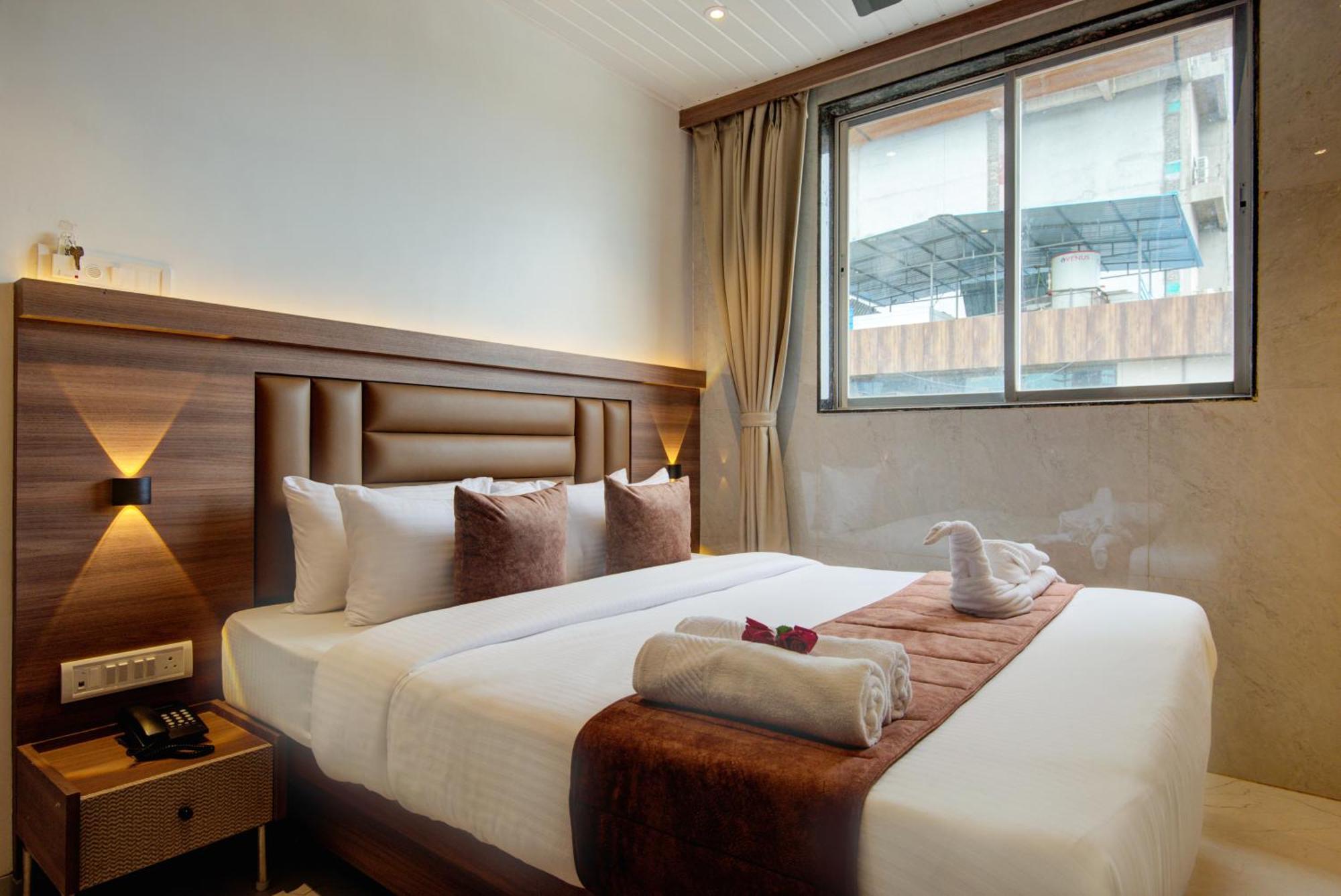 Hotel Galaxy Inn Navi Mumbai Zewnętrze zdjęcie