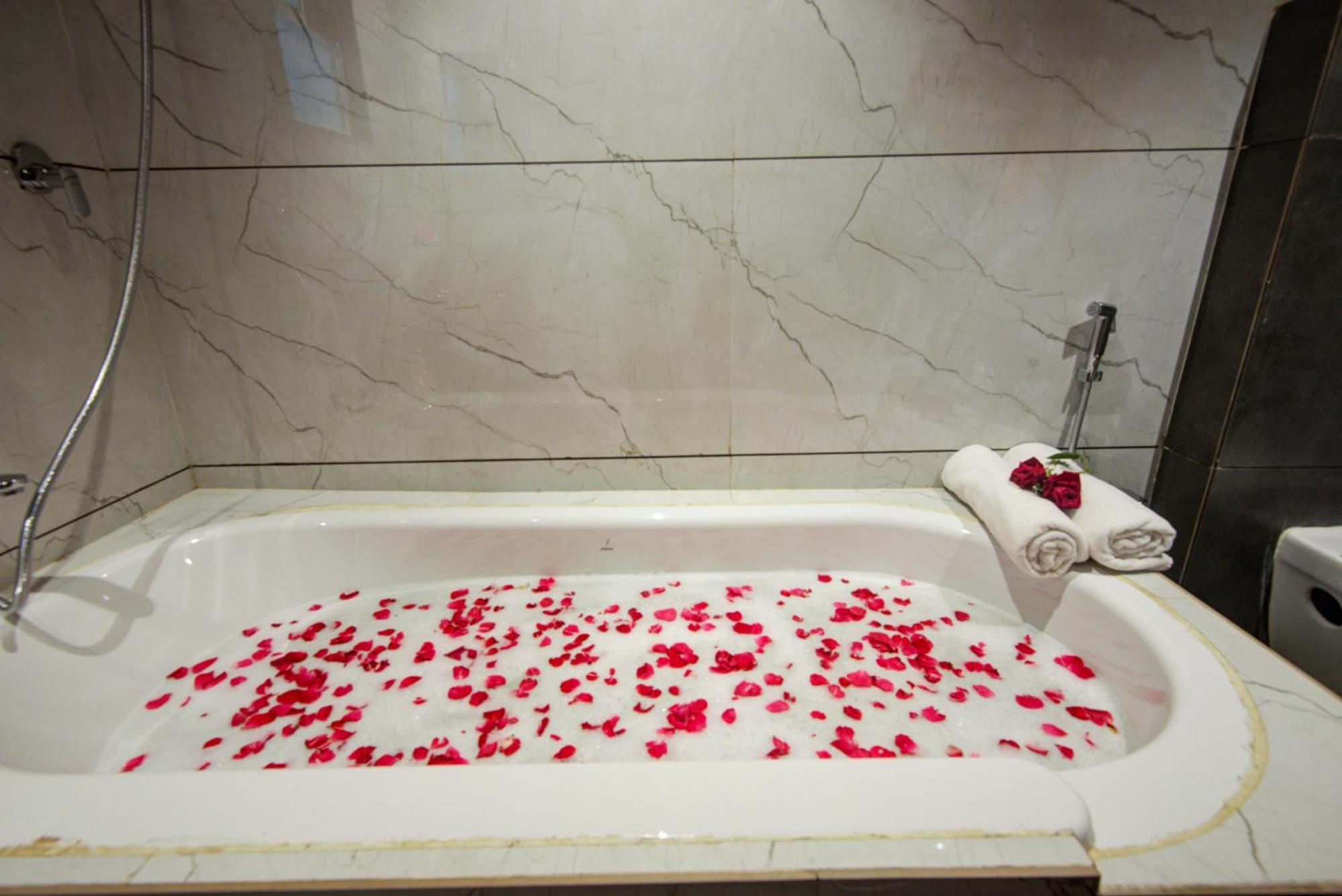 Hotel Galaxy Inn Navi Mumbai Zewnętrze zdjęcie